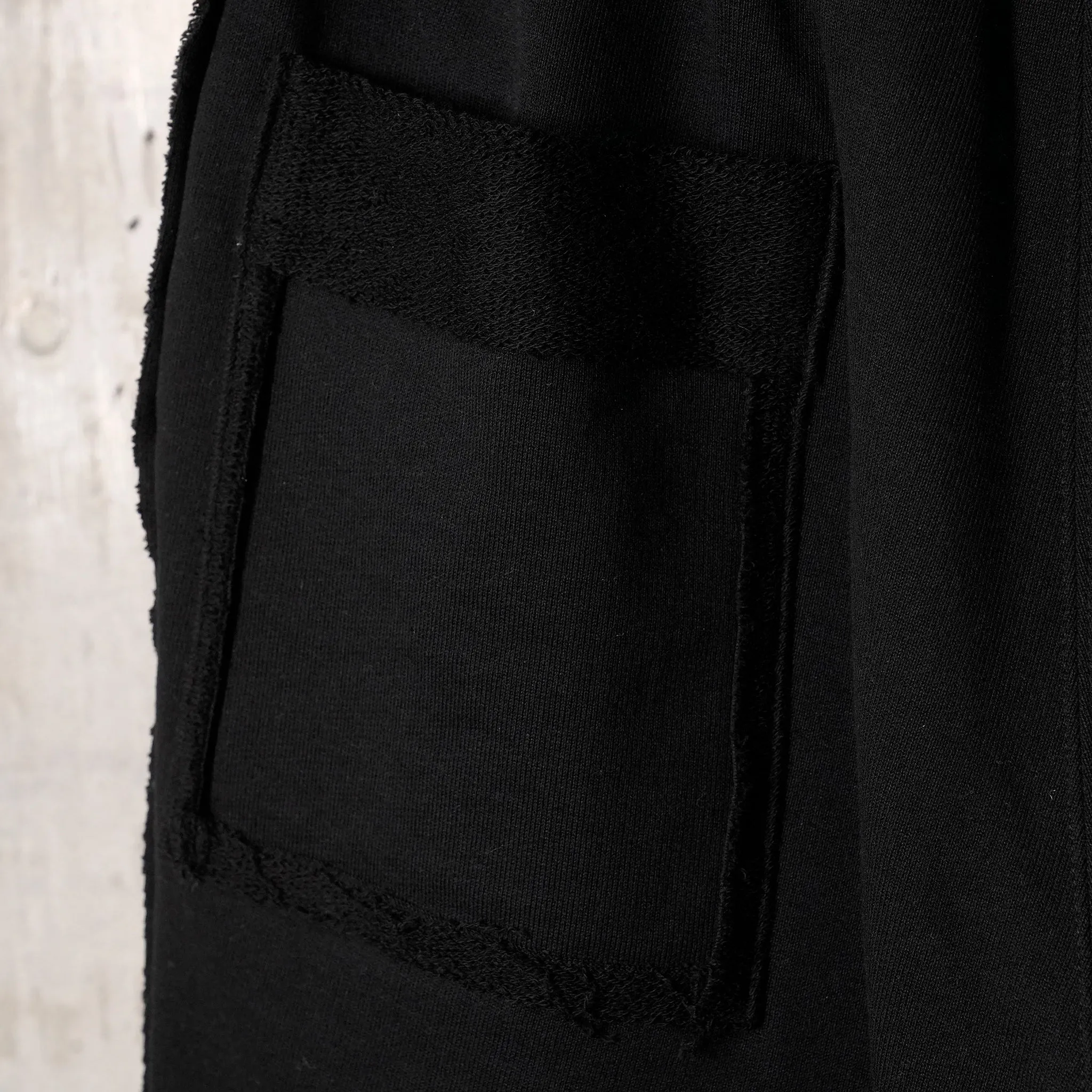 CUT-OFF SWEATSHORTS (PA042) / 012:BLACK