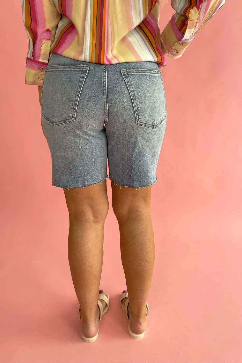 Tucker HR Cut Off Short 8"